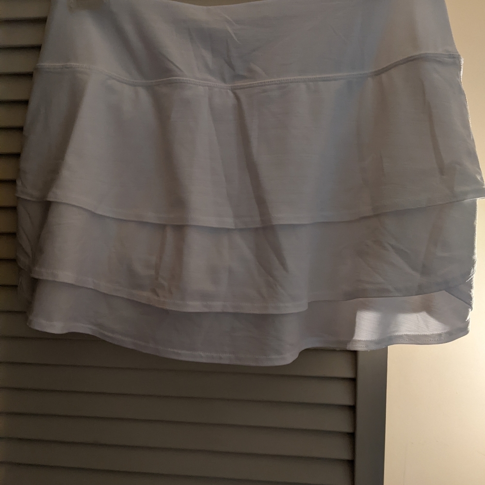 Athleta skirt layered white Medium